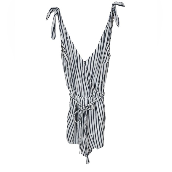 Abercrombie & Fitch romper with shorts & tank, S, stripes, Preppy Coastal Beach - Picture 2 of 9